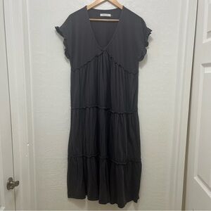 Mustard Seed Tiered Ruffle Midi Dress Gray Size S